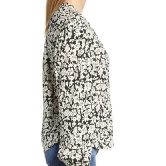 3 for 30~Lucky Brand pintucked and pleated black and cream S - Picture 3 of 8